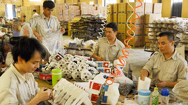 Khu vực công nghiệp phục hồi rõ nét, trở thành động lực quan trọng của tăng trưởng kinh tế. Ảnh: L.ANH