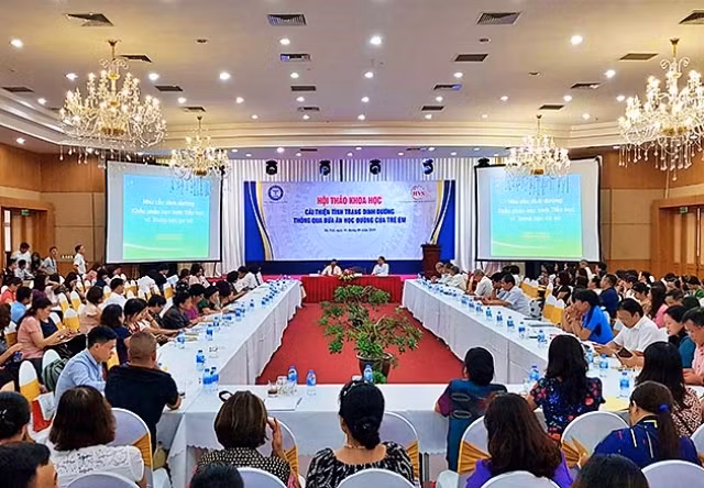 Hội thảo khoa học "Cải thiện tình trạng dinh dưỡng thông qua bữa ăn học đường của trẻ em" thu hút sự quan tâm của nhiều bộ, ngành, đặc biệt là các cơ sở giáo dục trên địa bàn TP Hà Nội.
