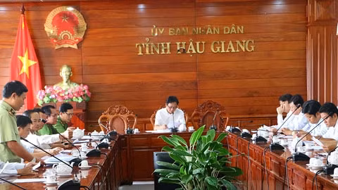 Nhiều cơ sở kinh doanh xăng, dầu tại Hậu Giang sai phạm