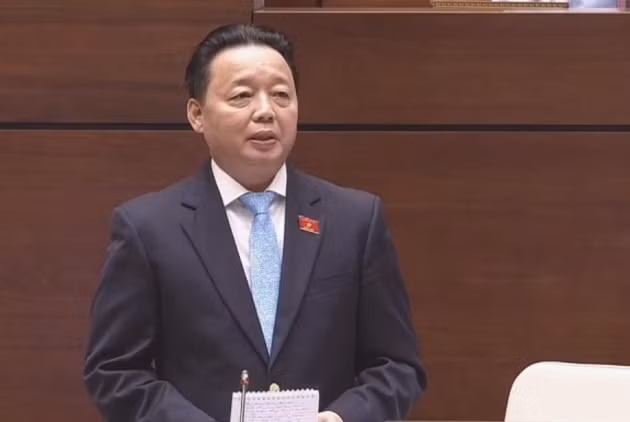 Bộ trưởng Trần Hồng Hà tiếp tục trả lời chất vấn sáng 5-6.