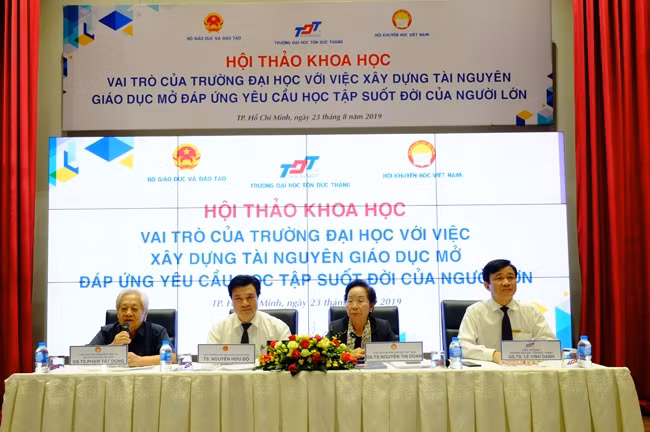 Xây dựng nền giáo dục chia sẻ