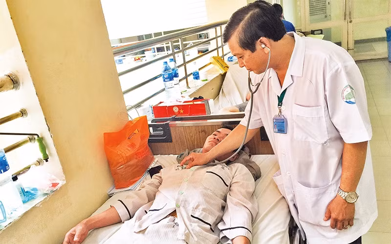 Bệnh nhân mắc bệnh sốt xuất huyết điều trị tại Bệnh viện Bệnh Nhiệt đới TP Hồ Chí Minh. 