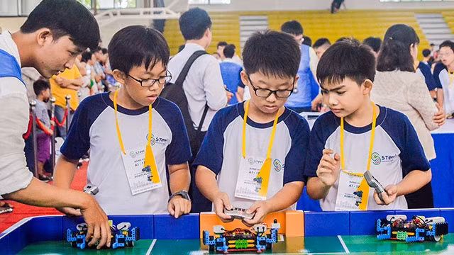 Vòng chung kết Cuộc thi tài năng Robot Robotacon