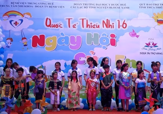 Ngày hội thiếu nhi dành trẻ em hoàn cảnh khó khăn và bệnh nhi nghèo 