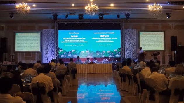 Quang cảnh buổi tọa đàm.