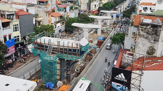 Việc phân bổ, sử dụng vốn vay trong đầu tư còn dàn trải, hiệu quả chưa cao. Ảnh: LAM ANH