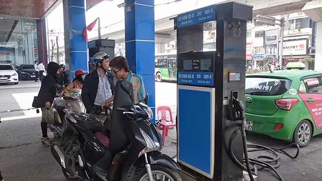Các cây xăng sẽ được áp dụng hóa đơn điện tử theo lộ trình.