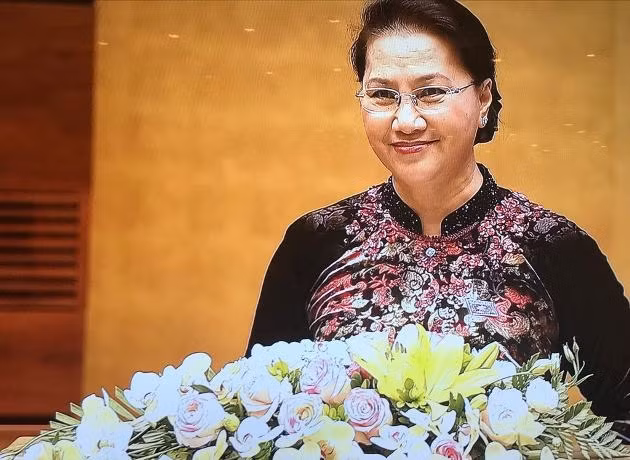 Chủ tịch Quốc hội Nguyễn Thị Kim Ngân phát biểu khai mạc kỳ họp thứ 5 Quốc hội khóa XIV.