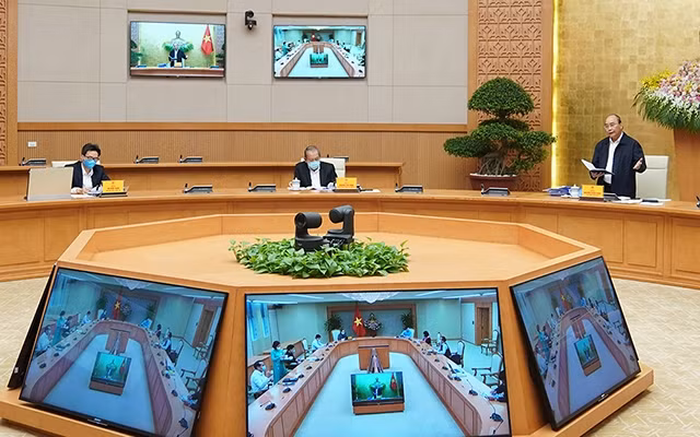 Thủ tướng Nguyễn Xuân Phúc chủ trì cuộc họp.
