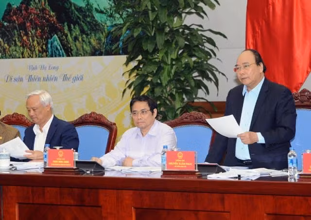 Thủ tướng Nguyễn Xuân Phúc - Trưởng Ban Chỉ đạo quốc gia về xây dựng các đơn vị hành chính - kinh tế đặc biệt (HCKTĐB) chủ trì phiên họp đầu tiên của Ban Chỉ đạo.