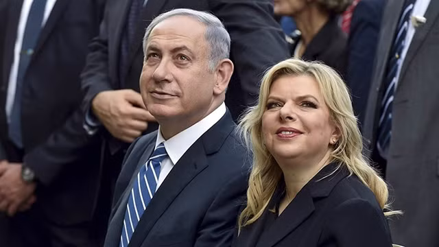 Bà Sara và Thủ tướng Netanyahu tham dự một sự kiện tại Tel Aviv. Ảnh: JEWISH JOURNAL