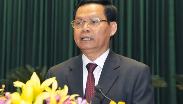 Tổng Thanh tra Chính phủ Huỳnh Phong Tranh trình bày Báo cáo về công tác phòng, chống tham nhũng năm 2013 (ảnh: Đăng Khoa).