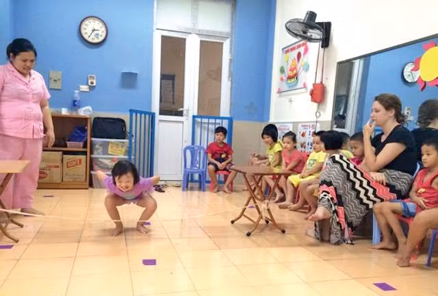 Một giờ học ở trung tâm Sao Mai. Ảnh: Thanh Vân