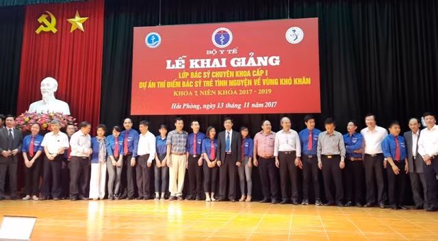 Lễ khai giảng Dự án bác sĩ trẻ tình nguyện công tác tại vùng khó khăn, biên giới, hải đảo.