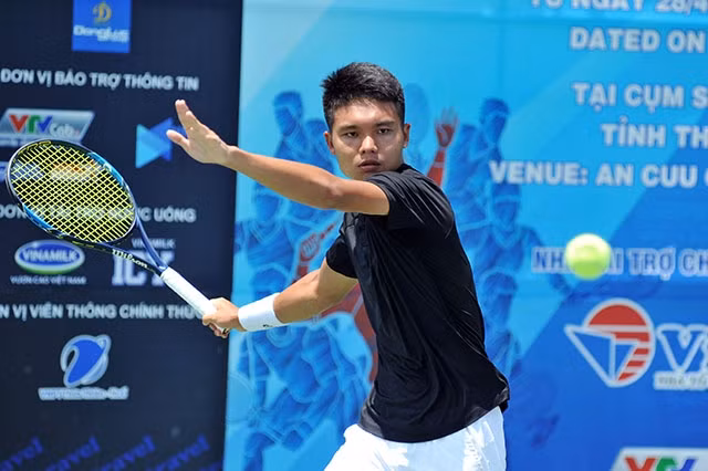 Trịnh Linh Giang để thua ngược 1-2 trước tay vợt Ryota Tanuma của Nhật Bản.
