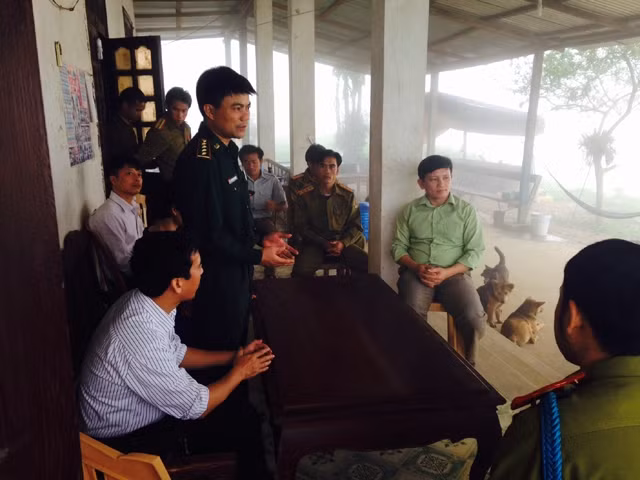 Cán bộ, chiến sĩ Đồn Biên phòng cửa khẩu Thanh Thủy thường xuyên giao lưu, thăm hỏi các đơn vị kết nghĩa.