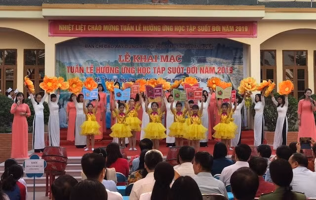 Ngành giáo dục cần đi đầu trong phong trào học tập suốt đời
