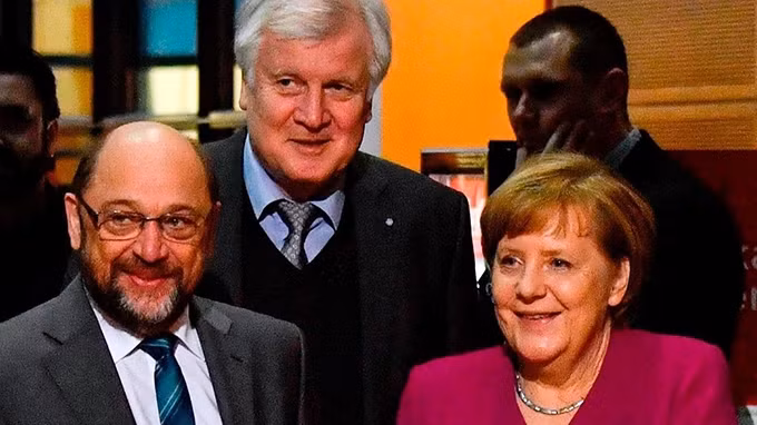 Ðại diện CDU/CSU và SPD sau các cuộc đàm phán thành lập liên minh. Ảnh GETTY