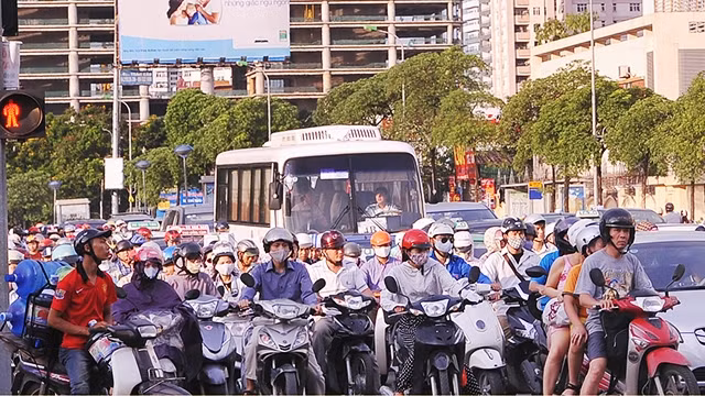 Lo ngại quá tải đô thị