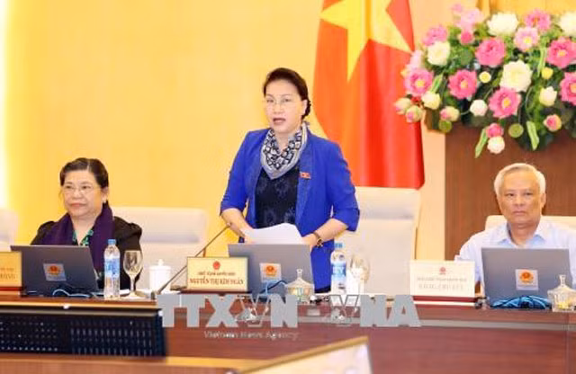 Chủ tịch Quốc hội Nguyễn Thị Kim Ngân phát biểu khai mạc Phiên họp. Ảnh: TRỌNG ĐỨC/TTXVN
