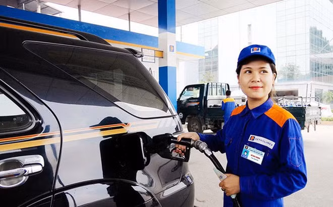 Xăng dầu đồng loạt giảm giá đầu Xuân