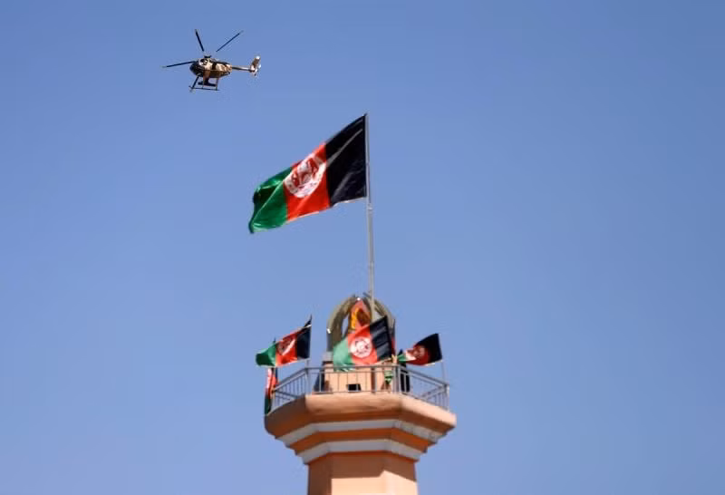 Trực thăng bay trên bầu trời Afghanistan. (Ảnh minh họa: Reuters)