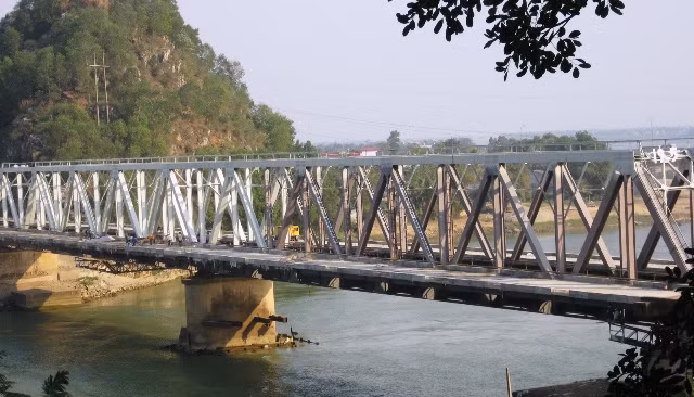 Hàm Rồng rất giàu tiềm năng phát triển du lịch