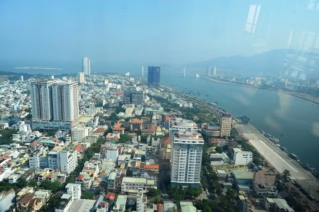 Một góc Đà Nẵng nhìn từ trên cao.