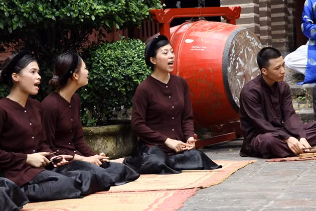 Các nghệ sĩ trong nhóm Xẩm Hà Thành.