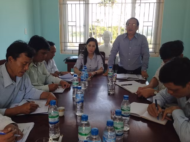 Lãnh đạo Tỉnh ủy Quảng Ngãi, Huyện ủy Lý Sơn bàn biện pháp tháo gỡ khó khăn cho xã đảo An Bình.