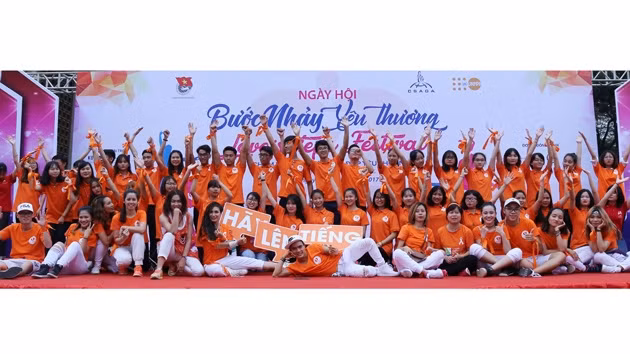 Ngày hội “Bước nhảy yêu thương” hưởng ứng Tháng hành động vì bình đẳng giới và phòng, chống bạo lực trên cơ sở giới (Ảnh: UNFPA).