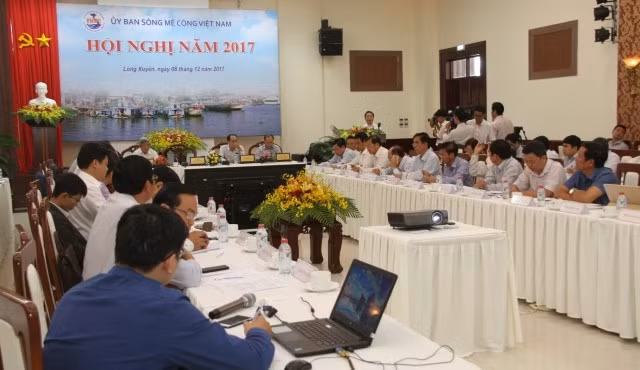 Quang cảnh hội nghị.