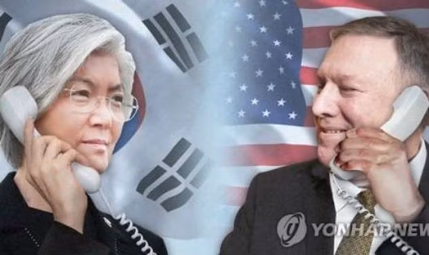 Bộ trưởng Ngoại giao Hàn Quốc Kang Kyung-wha (bên trái) và người đồng cấp Mỹ Mike Pompeo. (Ảnh: Yonhap)