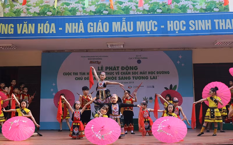 Thi tìm hiểu kiến thức về chăm sóc mắt học đường