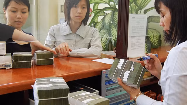 Thu ngân sách nhà nước tám tháng đạt 66,1% so dự toán