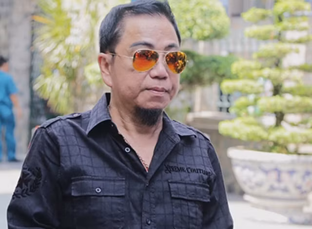 Nghệ sĩ Hồng Tơ.