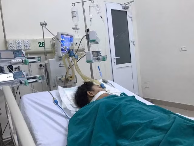 Bệnh nhân đang được điều trị tại Bệnh viện Bệnh Nhiệt đới Trung ương.