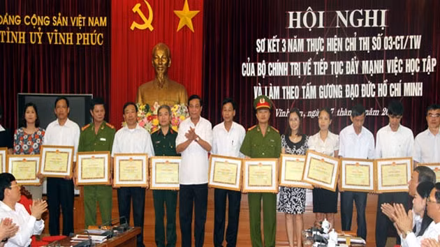 Vĩnh Phúc biểu dương 66 tập thể, cá nhân tiêu biểu học tập và làm theo tấm gương đạo đức Hồ Chí  Minh