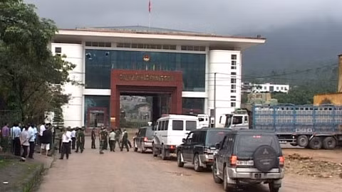 Cửa khẩu Bắc Phong Sinh.