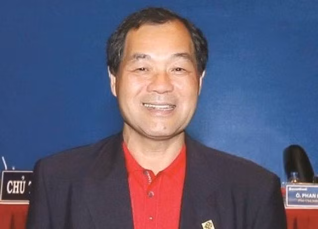 Ông Trầm Bê, nguyên Phó chủ tịch HĐQT kiêm Chủ tịch Hội đồng tín dụng Sacombank.