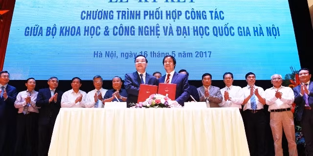 ĐHQGHN, Bộ KH&CN hợp tác triển khai các chương trình phát triển khoa học cơ bản