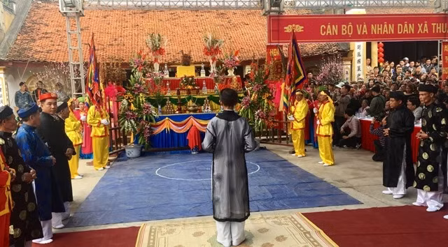 Quang cảnh Lễ hội Minh Thề.