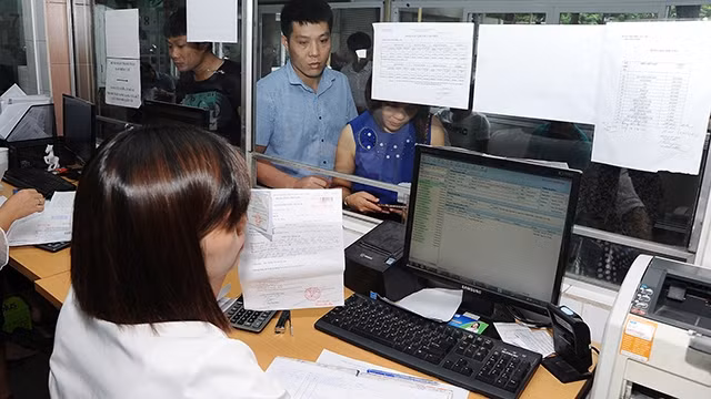 Phấn đấu đến năm 2020, 50% số bệnh viện tại các thành phố lớn chấp nhận thanh toán viện phí qua ngân hàng. 