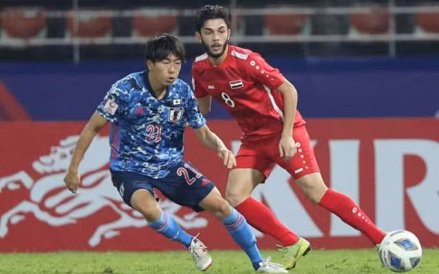 U23 Nhật Bản (áo xanh) sớm nói lời chia tay VCK U23 châu Á 2020 sau trận thua U23 Syria tối 12-1.