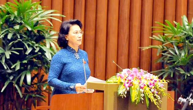 Chủ tịch Quốc hội Nguyễn Thị Kim Ngân phát biểu khai mạc Kỳ họp thứ nhất, Quốc hội khóa XIV. (Nguồn: chinhphu.vn)