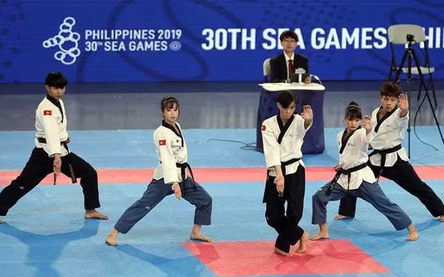 Ðội tuyển taekwondo Việt Nam đoạt Huy chương Vàng quyền đồng đội tại SEA Games 30.