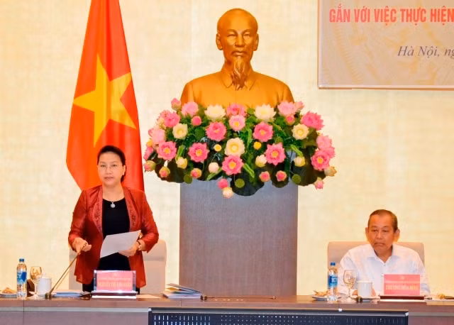 Chủ tịch QH Nguyễn Thị Kim Ngân phát biểu ý kiến tại buổi làm việc với Đoàn kiểm tra của Bộ Chính trị.