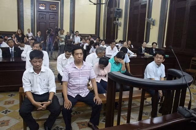 Phiên tòa xét xử các bị cáo vụ án VN Pharma.