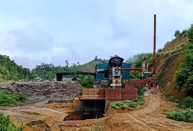 Nhà máy xử lý rác của Công ty TNHH môi trường Bắc Cạn vận hành không đều do thành phố thiếu tiền chi trả. 