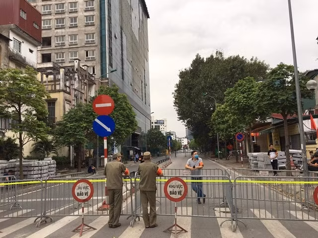 Công trình sai phạm 8B Lê Trực.